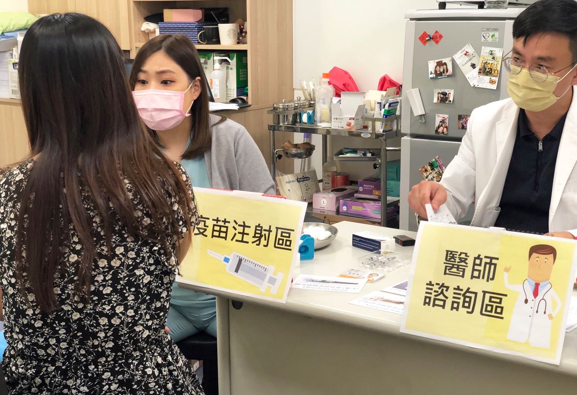 免疫負債來了！過度防疫？這群人最危險 防流感反撲診所推廣疫苗注射