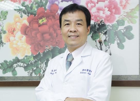 確診喉嚨痛到爆？除了吃藥…中醫博士1絕招15分鐘緩解！